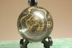 縞模様が特徴のストロマトライト(Stromatolite)